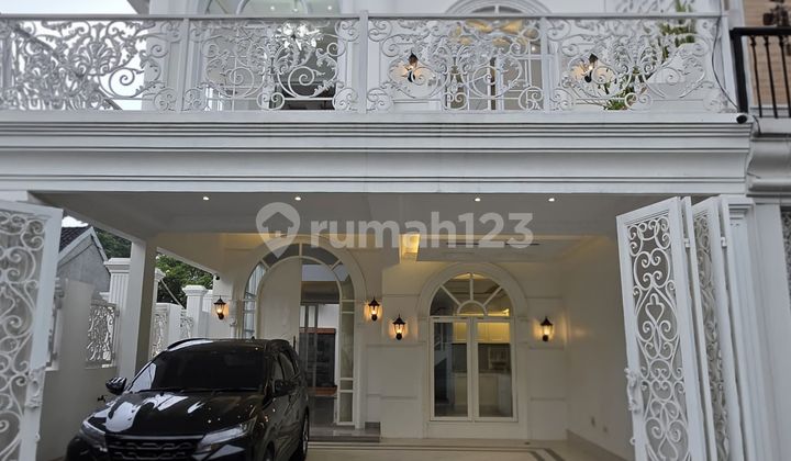 Rumah Mewah Lokasi Strategis di Ciganjur Jaksel