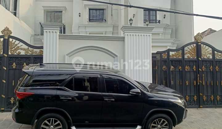 Rumah Design Klasik American Di Area Kebon Jeruk Jakbar Rumah Design Klasik American Di Area Kebon Jeruk Jakbar