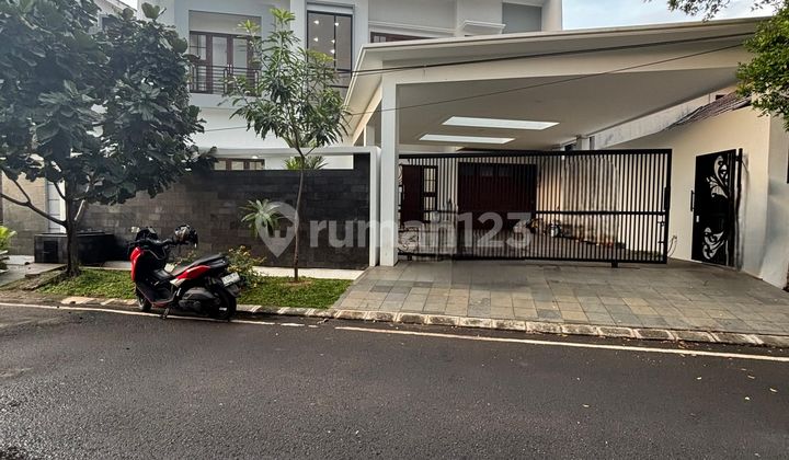 Rumah Mewah Dalam Komplek Elite Di Duren Sawit Rumah Mewah Dalam Komplek Elite Di Duren Sawit
