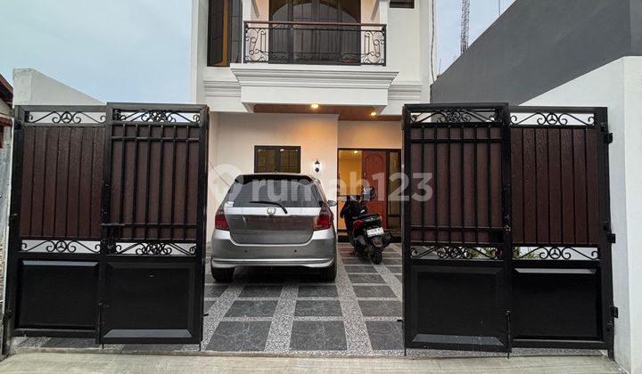 Rumah Baru Nyaman Bebas Banjir Akses Tol Jatiwaringin Rumah Baru Nyaman Bebas Banjir Akses Tol Jatiwaringin