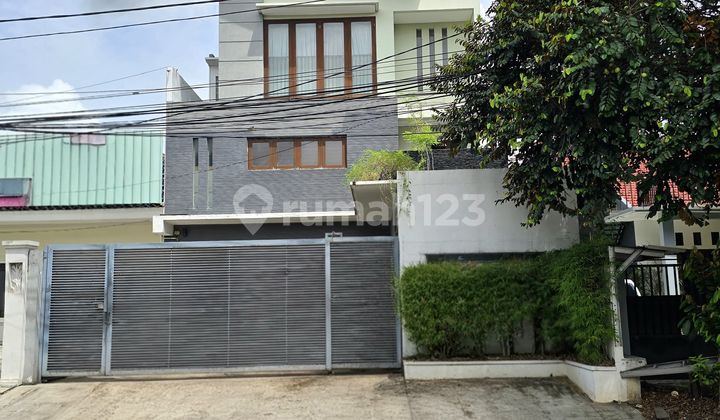 Rumah Second Samping Jalan Besar Di Rawamangun Jaktim Rumah Second Samping Jalan Besar Di Rawamangun Jaktim