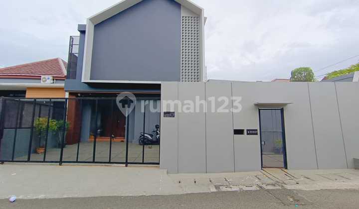 Rumah Siap Huni Design Industrial Modern Di Joglo Jakbar