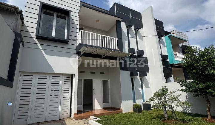 Modern House Ready to Occupy in Pesanggrahan, South Jakarta