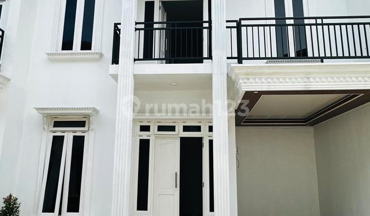 Rumah Design Klasik Siap Huni di Ciputat Tangsel Rumah Design Klasik Siap Huni di Ciputat Tangsel