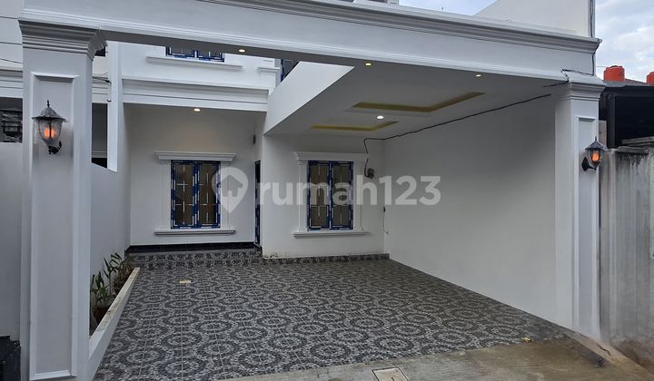 Rumah Baru Lokasi Strategis Dalam Komplek di Pondok Bambu Jaktim