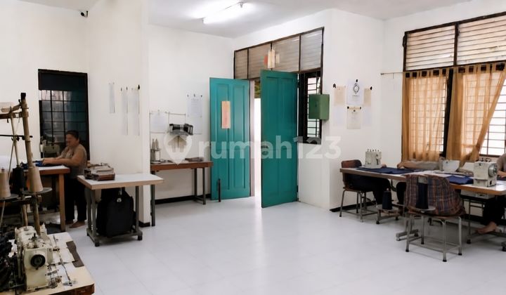 Rumah Hitung Tanah Dibawah NJOP Lokasi di Kayu Putih Jaktim