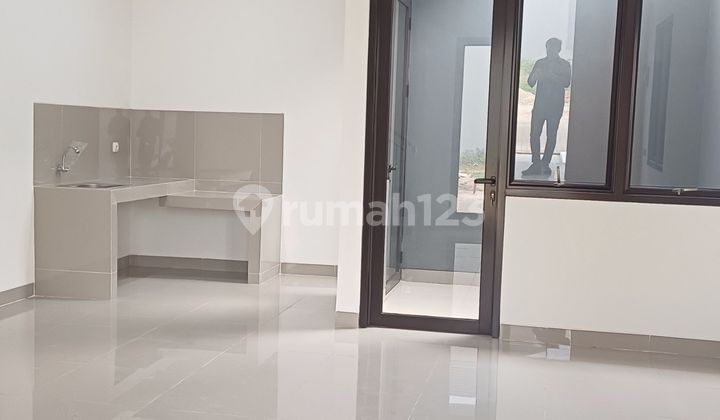 Rumah Mewah 2 Lantai Di Pamles Park, Pamulang Barat, Pamulang, Kota Tangerang Selatan, Banten, Indonesia, 15417, Pamulang 2