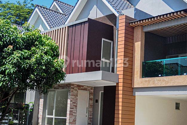 Strategic Hook House Orchid Type, Suitable for Residence & Investment!!! 2