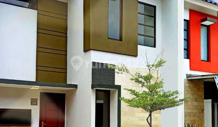 Rumah Tipe Chrysant di Cluster Rosewood di Green Park Jati Melati Bekasi – Akses Tol Mudah, Harga Miring & Banyak Promo!!