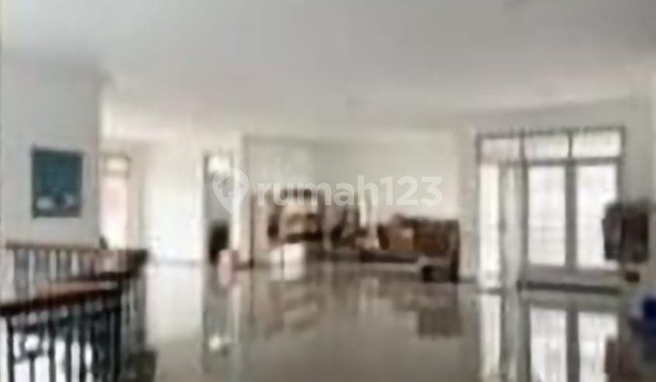 Rumah 2 Lantai Strategis di Cilandak, Jakarta Selatan 2