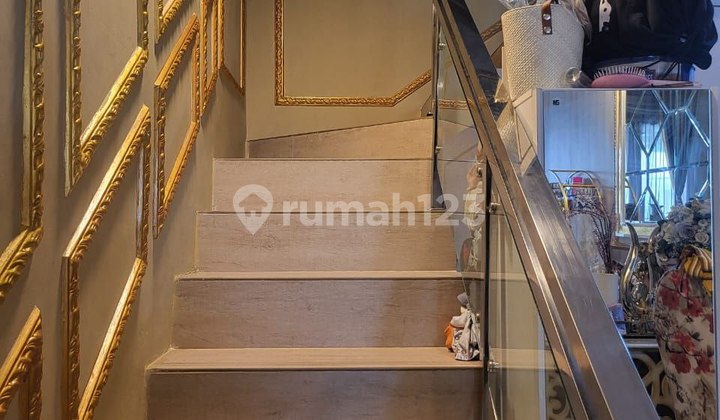 Rumah 3 Lantai di Cakung, Jakarta Garden City, Jaktim 2