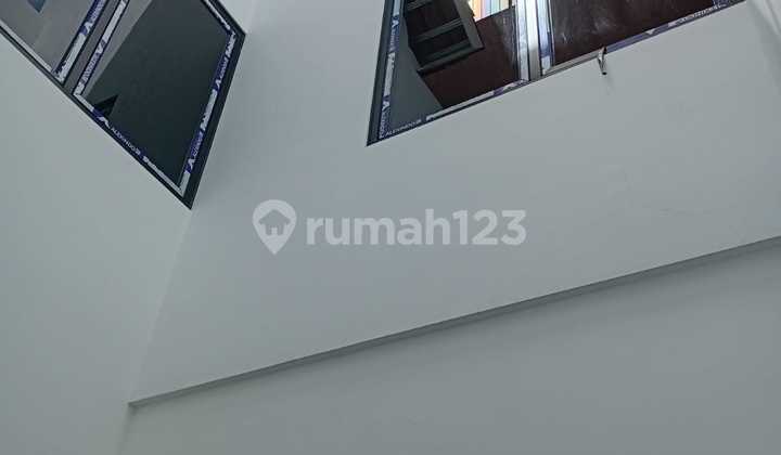 New 2.5-Story Ready-to-Occupy House in Duren Sawit, East Jakarta 2
