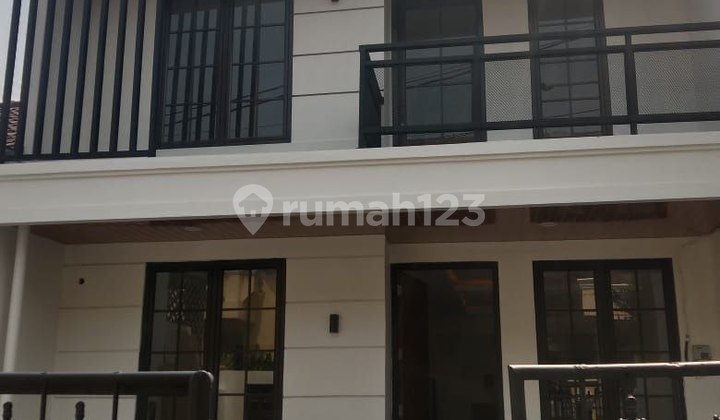 2-Story House in Pondok Kelapa, East Jakarta