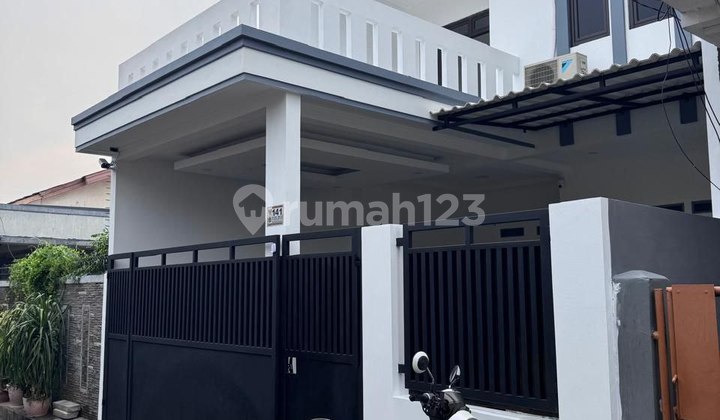 Rumah 2 Lantai Di Jalan Salman Kebun Jeruk Jakarta Barat Rumah 2 Lantai Di Jalan Salman Kebun Jeruk Jakarta Barat