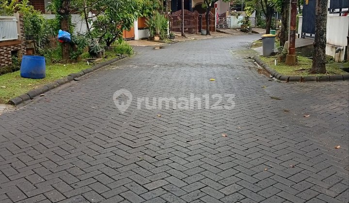Semi-Furnished House in Kemang Pratama, Bekasi 2