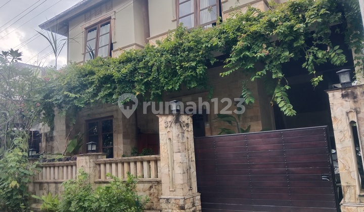 Rumah Berbahan Kayu Jati Nyaman Dan Mewah Siap Huni Berlokasi Strategis Di Denpasar Selatan 1