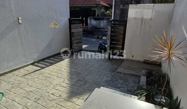 Rumah Baru 2 Lantai Lokasi Streategis Akses Jalan Besar 2