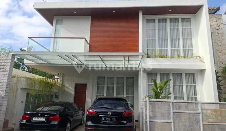 Rumah Semi Villa Akses One Gate, Full Furnished Rumah Semi Villa Akses One Gate, Full Furnished
