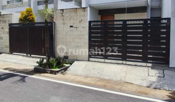 Rumah Baru 2 Lantai Lokasi Streategis Akses Jalan Besar Rumah Baru 2 Lantai Lokasi Streategis Akses Jalan Besar