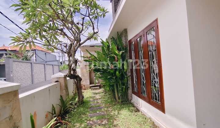 Rumah Semi Villa Siap Huni Dekat dengan Jalan Toll 2