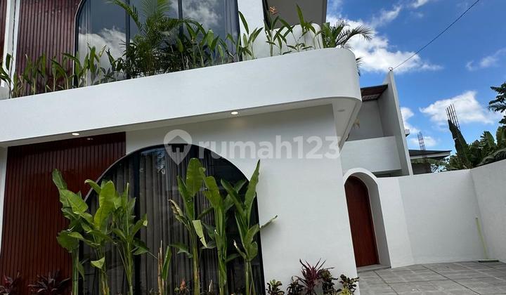 Vila Keren Bergaya Modern Mediteranian Di Tumbak Bayuh Pererenan Demat Canggu Vila Keren Bergaya Modern Mediteranian Di Tumbak Bayuh Pererenan Demat Canggu