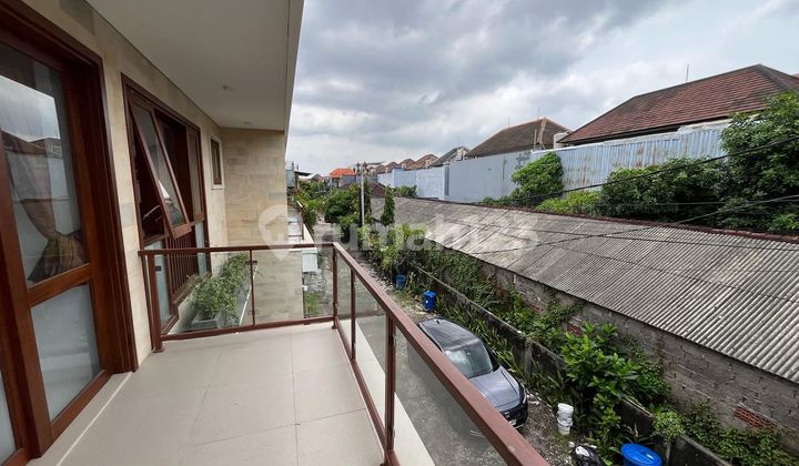 Rumah Semi Villa 2 Lantai Siap Huni Lokasi Strategis 2