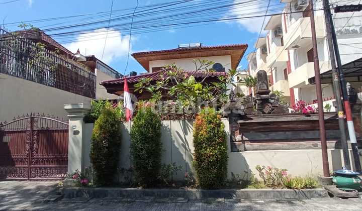 Rumah 2 Lantai Siap Huni Berlokasi Sangat Strategis 