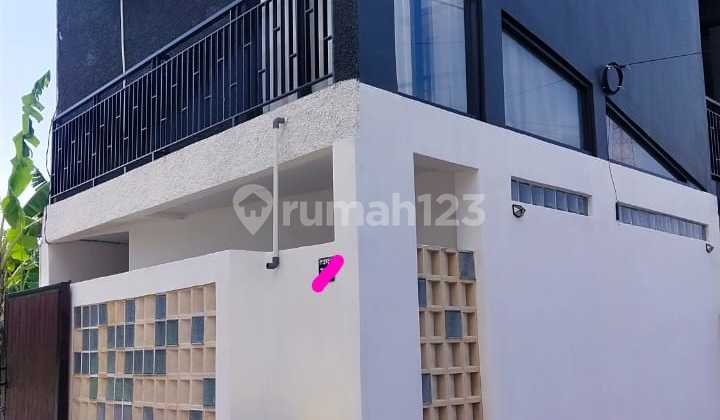 2 Houses in 1 Certificate Ready to Occupy Strategic Location