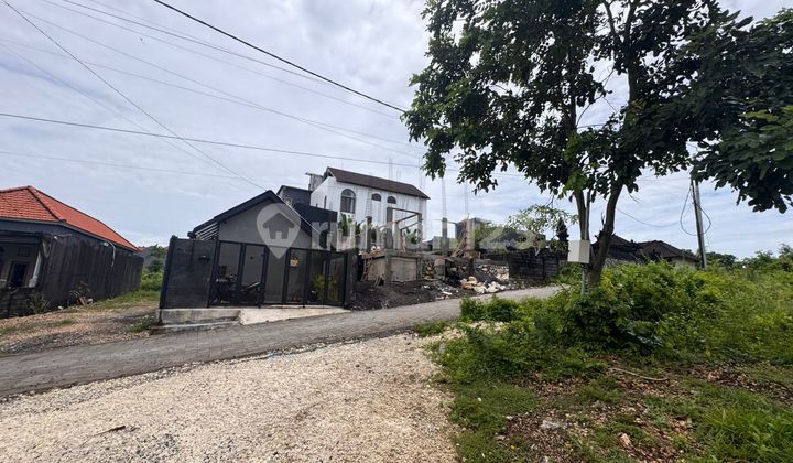 Tanah,2 SHM Dekat Kampus Poltek dan Unud