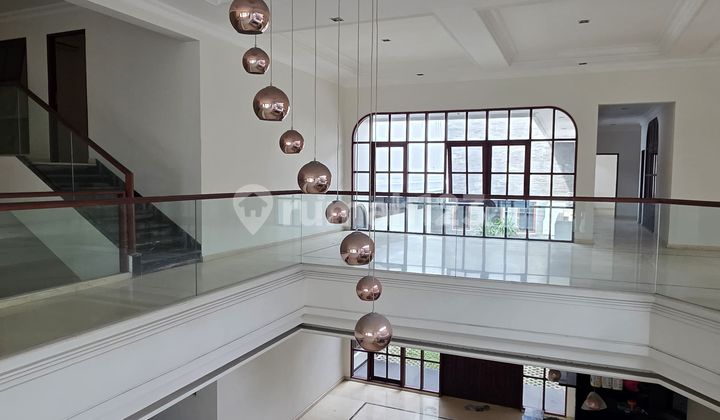 Dijual Bangunan Komersil Pusat Kota Surabaya Dekat Raya Darmo