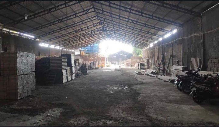 Zero Warehouse Kedamean Main Road Gresik Zero Road East Java Province SHM Ready to Use