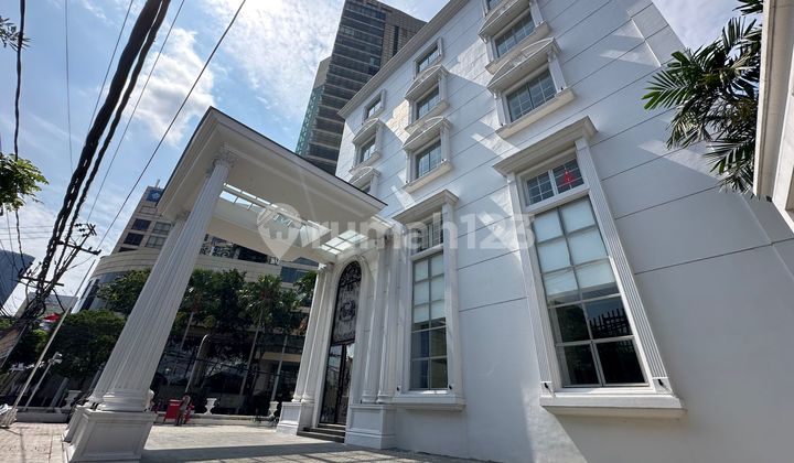 For Rent: 5-Storey Commercial Building in Surabaya City Center, Basuki Rachmat Street