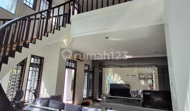 Terawat Siap Huni Pakuwon Indah Villa Bukit Indah Murah!