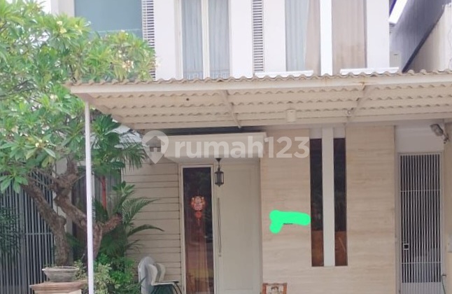 Dijual Rumah Pakuwon Indah Granada Row Jalan Kembar Semi Furnished Bagus Siap Huni