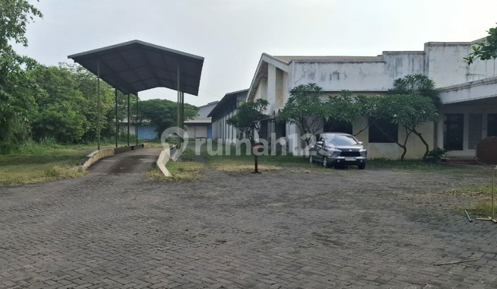 For Sale: Warehouse Land and Building on Jalan Raya Krikilan Driyorejo Gresik 48000.0 m² HGB Ex-Steel Factory
