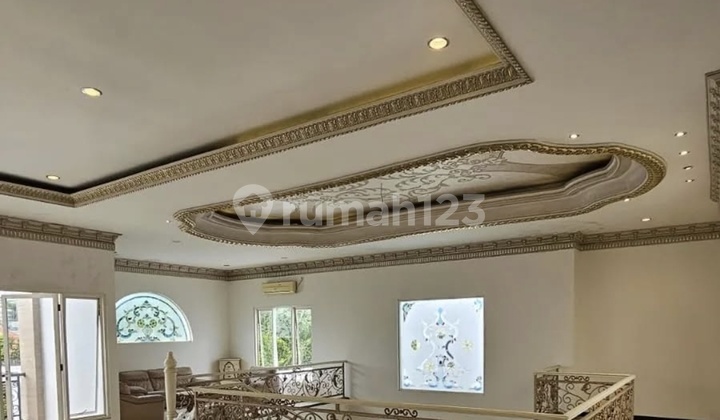 Rumah Baru Pusat Kota Surabaya Classic Mediteranian Siap Huni Dekat Raya Darmo 2