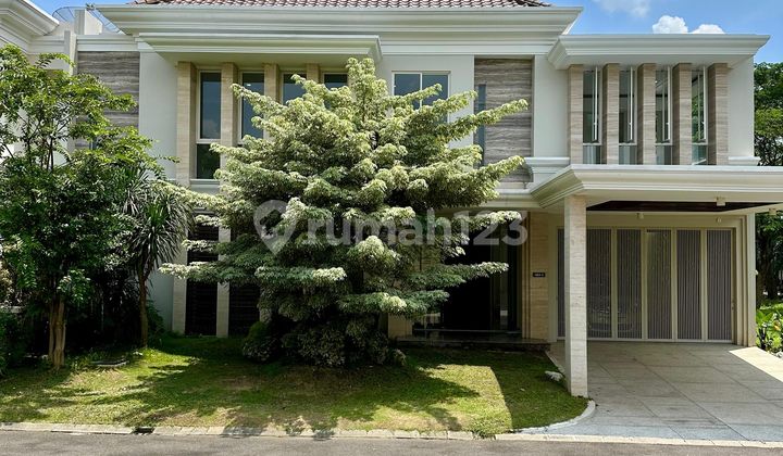 Jarang Ada Pakuwon Indah La Riz Wood Kawasan Golf 2 Lantai Semi Furnished Siap Huni 2