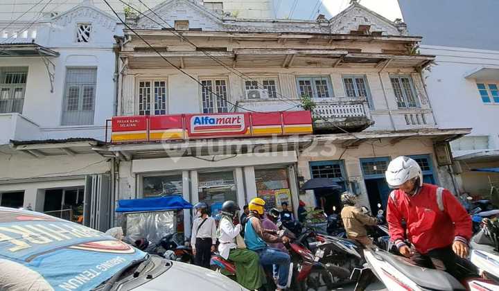 Ruko Vintage 2lantai Di Pasar Baru Trade Center, Bandung - Investasi Masa Depan Ruko Vintage 2lantai Di Pasar Baru Trade Center, Bandung - Investasi Masa Depan