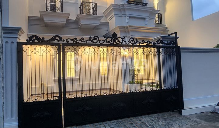 Rumah Bagus di Komplek Perumahan Dpr Ri Pribadi