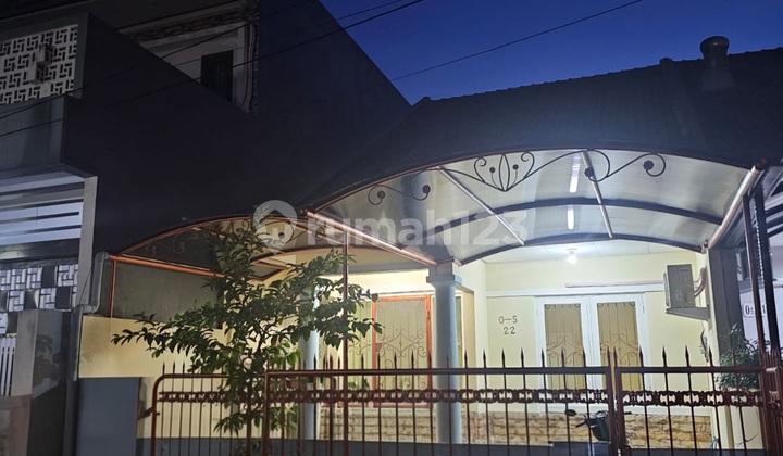 Tanah 1024M² dan Ada Bangunan Rumahnya dengan Uk 6X22m², di Perumahan Metro Permata 1, Karang Tengah, Tangerang.