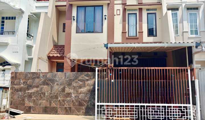 Rumah Permata Buana 8x20 Hadap Utara Siap Huni