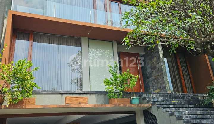 Rumah Puri Indah Blok Favorit Dijual Cepat Bagus Rapi Furnished