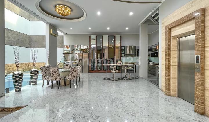 Permata Buana Luxury Home With Private Lift & Swimming Pool 1