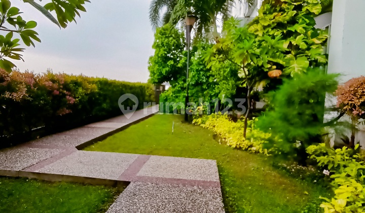 Apartemen Season City 2 Br Hoek View City Furnished 2