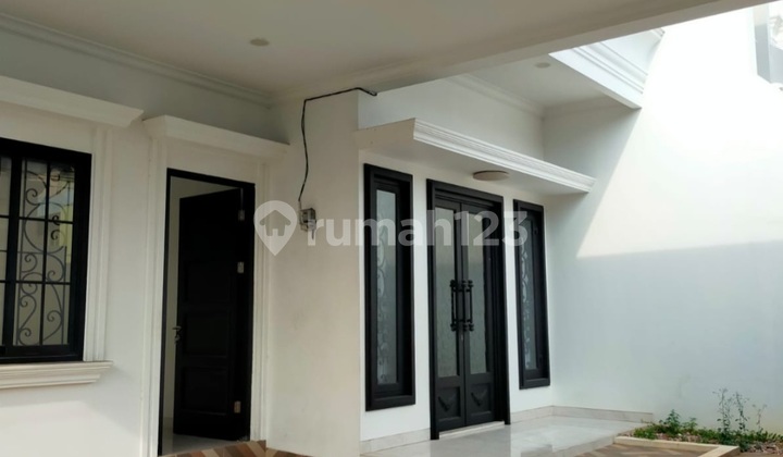 Rumah Kavling Dki Ada Swimming Pool, Rumah Baru 2