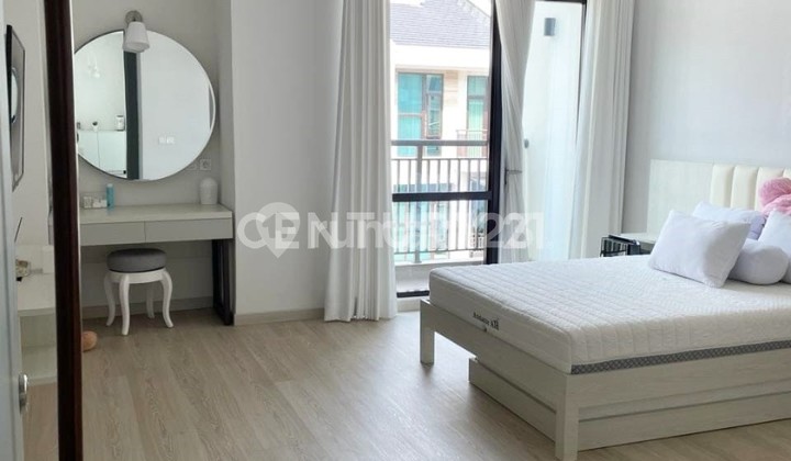 For Sale Luxury House at Attractive Price in Pondok Indah, South Jakarta