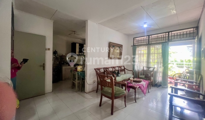 Dijual Rumah Bagus Hook Strategis di Bintaro Sektor 9 2