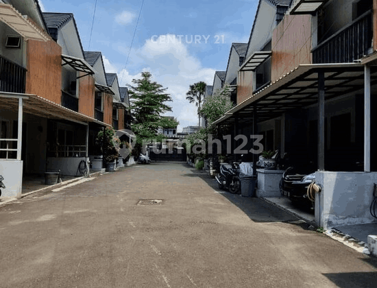 Beautiful House For Sale In Bintaro Cluster Near Jurang Mangu Station
