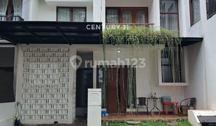 Dijual Rumah di Bintaro Sektor 9 Siap Huni Depan Taman