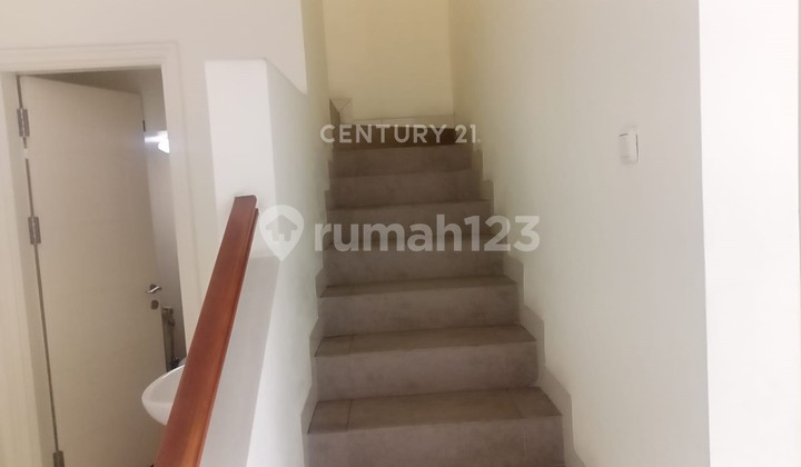 Rumah Baru Strategis Di Veteran Jakarta Selatan Dekat Pintu Toll 2